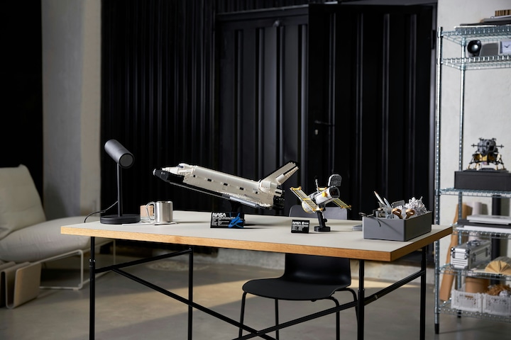Productafbeelding LEGO NASA Space Shuttle Discovery (10283, LEGO Zeldzame Sets)