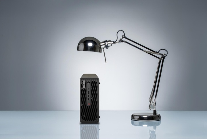 Actual product image Lenovo ThinkStation P3 Ultra (Intel Core i9-14900K, 64 GB, 1000 GB, UHD Graphics 770)
