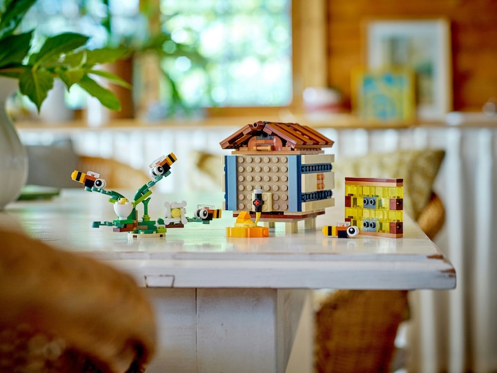 Image du produit LEGO Creator - Maisonnette à oiseaux (31143, LEGO Creator 3-in-1)