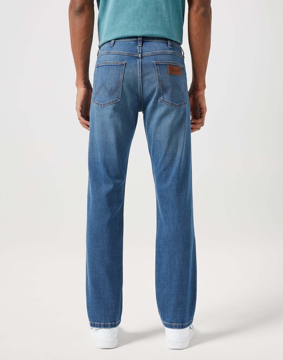 Actual product image Wrangler Jeans Regular Fit (W42/L32)
