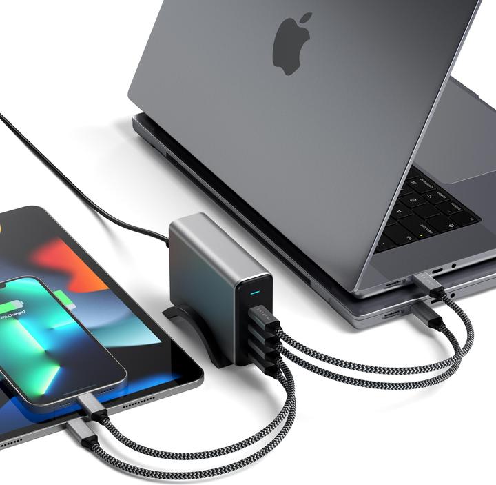 Actual product image Satechi 4-Port GaN Charger (165 W, 4 ports)