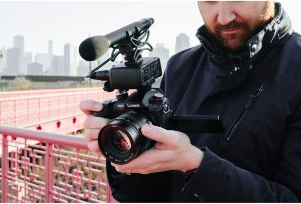 Produktbild Panasonic Lumix DC-GH5 II Kit (12 - 60 mm, 20.16 Mpx, Micro Four Thirds)