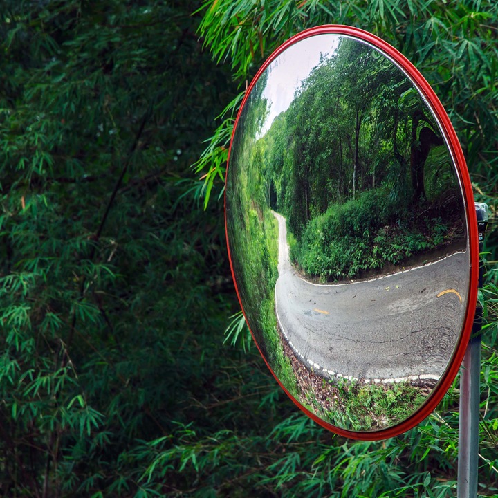 Actual product image Wiltec Safety mirror 60cm surveillance mirror panoramic mirror traffic mirror (Ø 60 cm)