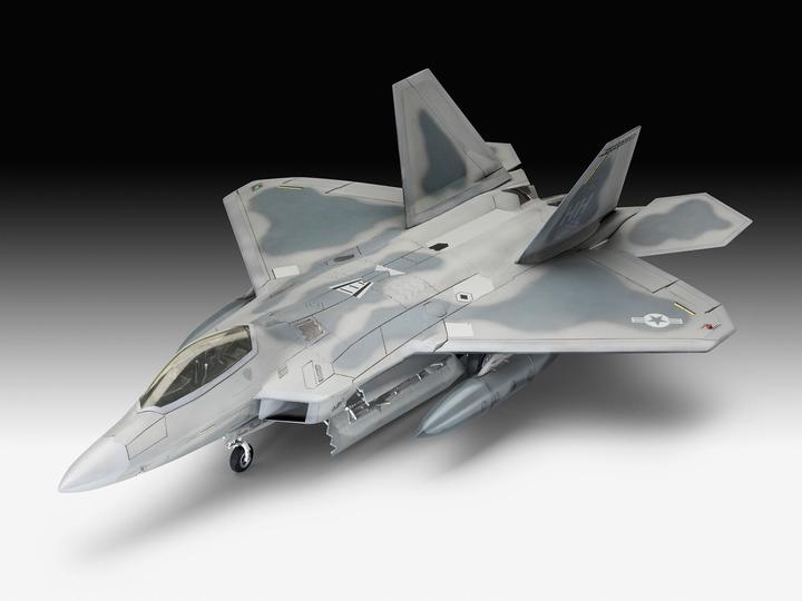 Actual product image Revell Model Set Lockheed Martin F-22A Raptor
