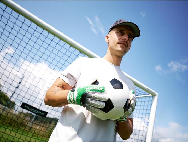 Actual product image Hudora Goalkeeper gloves (M)