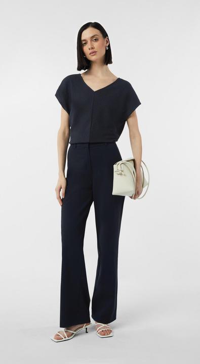 Produktbild Comma T-Shirt Relaxed-Fit-Shirt mit Struktur und V-Ausschnitt (36)