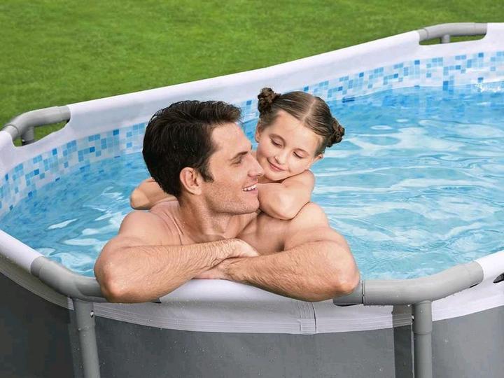 Produktbild Bestway Steel Pro MaxOvalpool und 16 W Filterpumpe (305 x 200 x 84 cm)