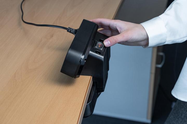 Actual product image Brennenstuhl Duplex desktop socket strip (9 x, 2 m)
