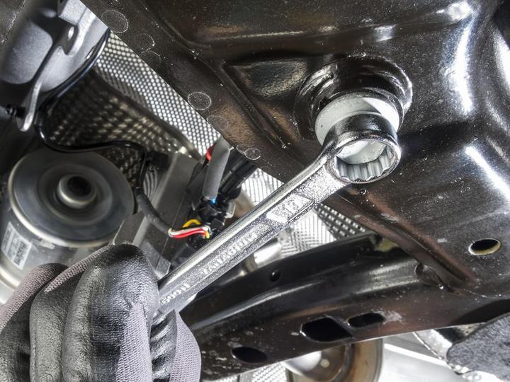 Produktbild HAZET Schraubenschlüssel Satz 163-528/56 ∙ Aussen Sechskant Profil, Aussen Doppel-Sechskant-Tractions… (10 mm, 11 mm, 12 mm, 13 mm, 14 mm, 15 mm, 16 mm, 17 mm, 18 mm, 19 mm, 20 mm, 21 mm, 22 mm, 23 mm, 24 mm, 27 mm, 30 mm, 32 mm, 34 mm, 36 mm, 6 mm, 7 mm, 8 mm, 9 mm)