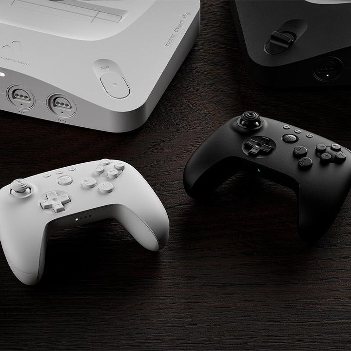 Actual product image 8bitdo 64 Bluetooth (Switch, Switch 2, Windows, Android)