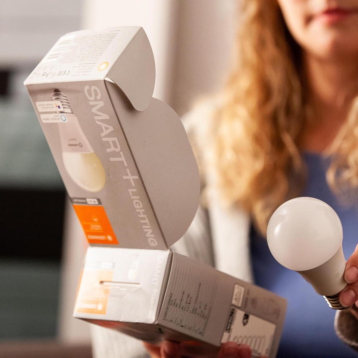 Image du produit Ledvance Smart+ Wifi Classic (E27, 9.50 W, 1055 lm, 3 x, E)