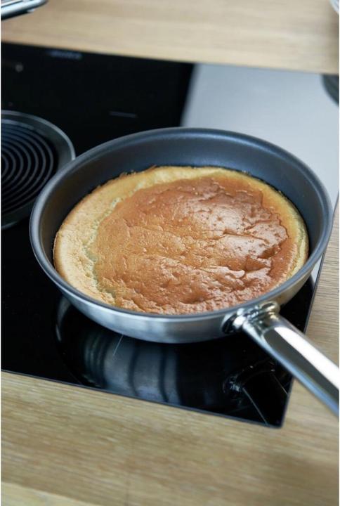 Actual product image Zwilling Pro frying pan coated, 28 cm | PTFE (28 cm, Frying pan, Stainless steel)