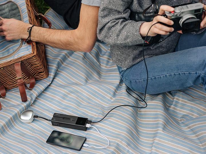 Actual product image Tracer POWERBANK QUANT 10000MAH 100W PD+QC (10000 mAh, 100 W, 37 Wh)