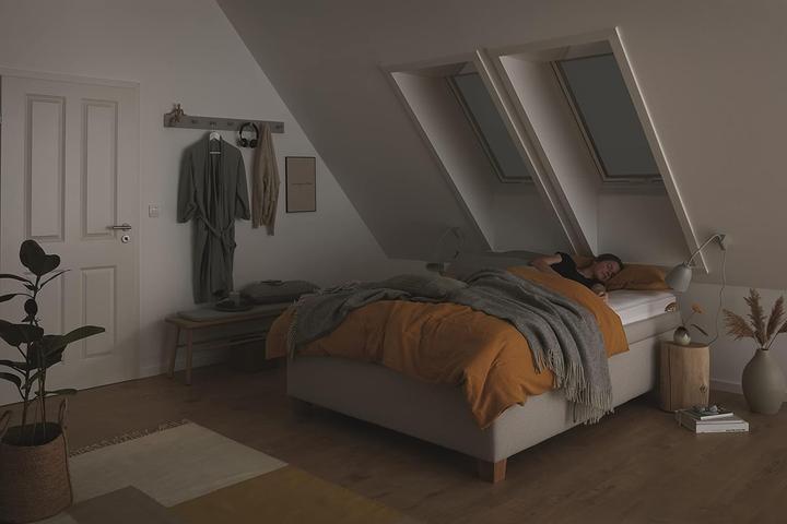 Produktbild Roto Verdunkelungsrollo (140 x 140 cm)