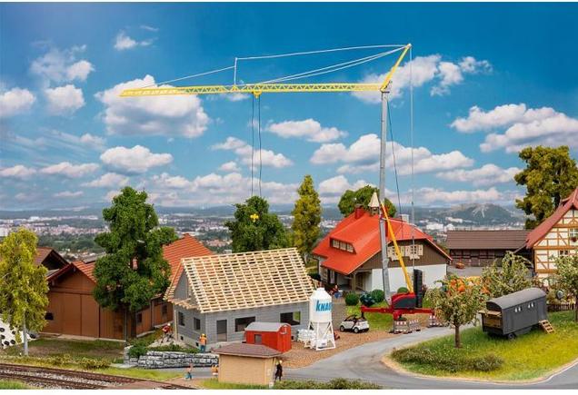 Actual product image Faller House under construction with crane
