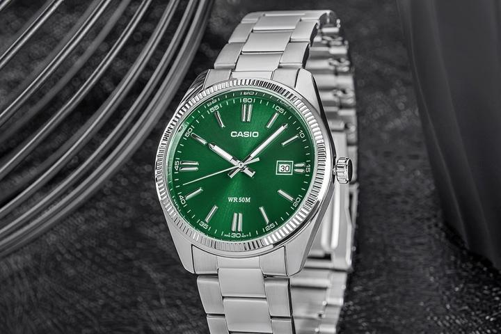 Actual product image Casio MTP-1302PD-3AVEF (Analogue wristwatch, 38 mm)