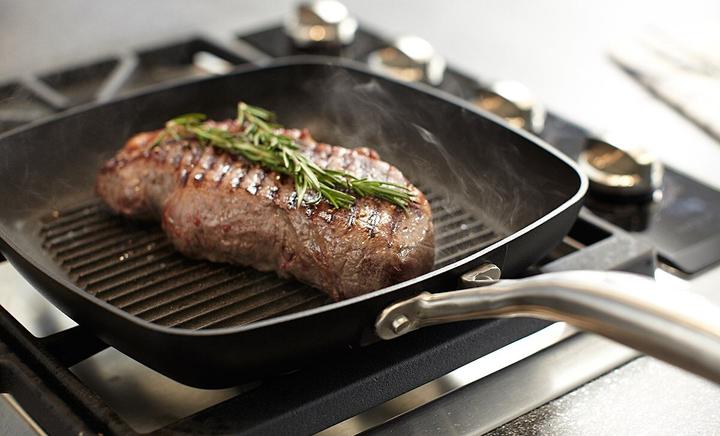 Produktbild Scanpan Pro IQ Grillpfanne, quadratisch, 26,7 x 26,7 cm (Grillpfanne, Aluminium, Edelstahl, Stahl)