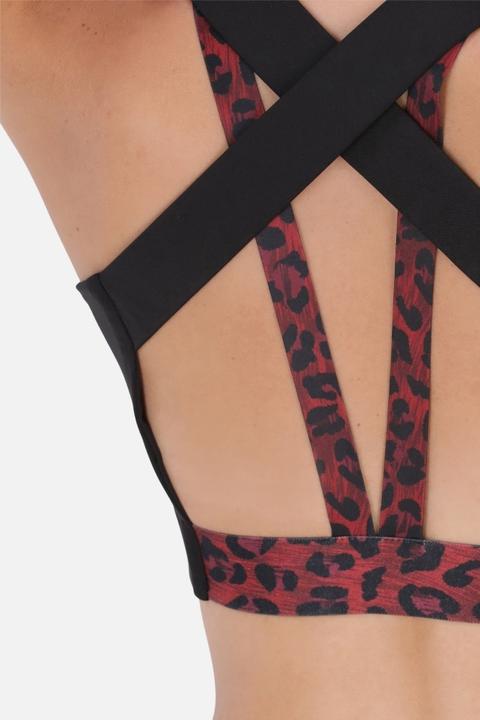 Actual product image Boxeur des Rues Cut Out Sport Bra (L)