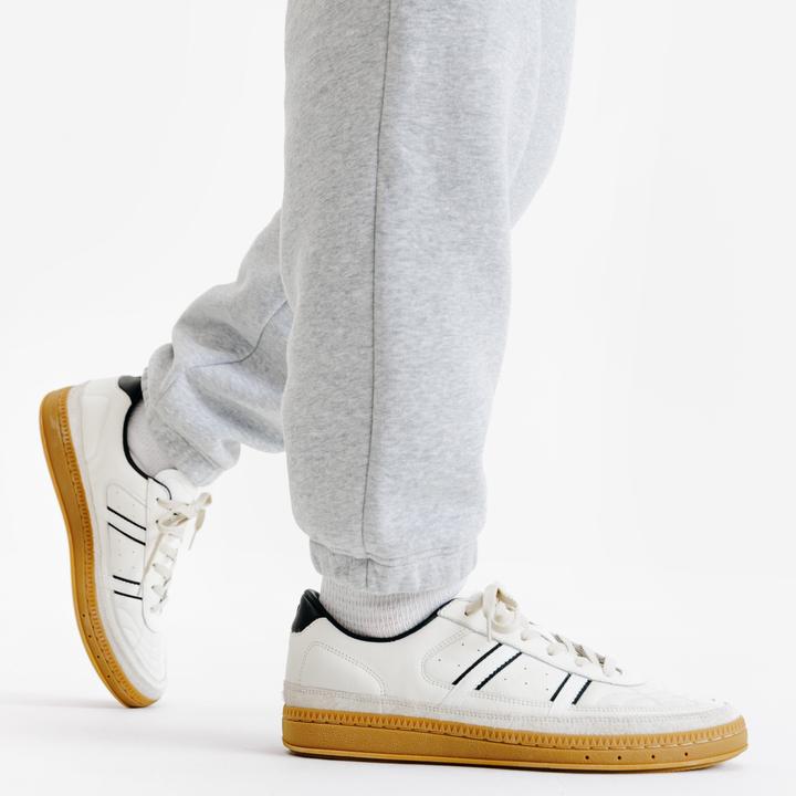 Image du produit Decathlon Chaussures de sport en cuir pour hommes chaussures hautes (47)