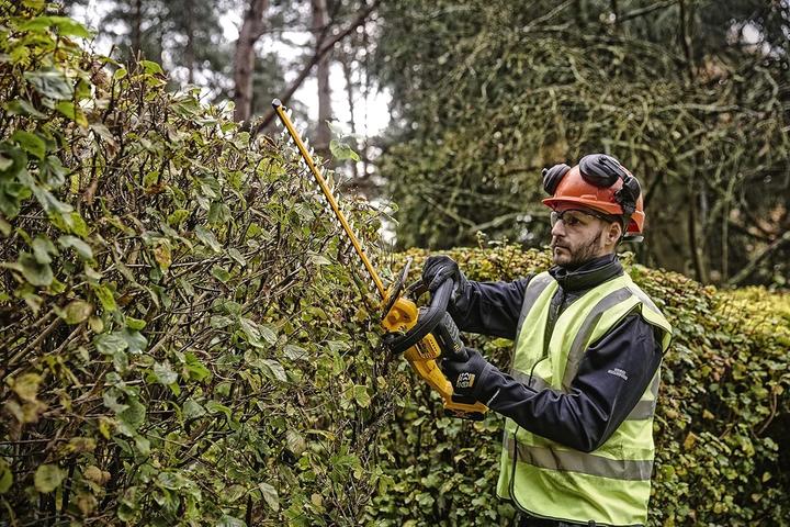 Produktbild DeWalt HECKENSCHERE 18V DCMHT563P1 550mm 1x5.0Ah (Akkubetrieb)