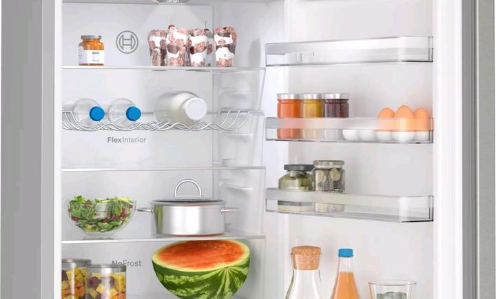 Image du produit Bosch Hausgeräte KGN397ICT (363 l)