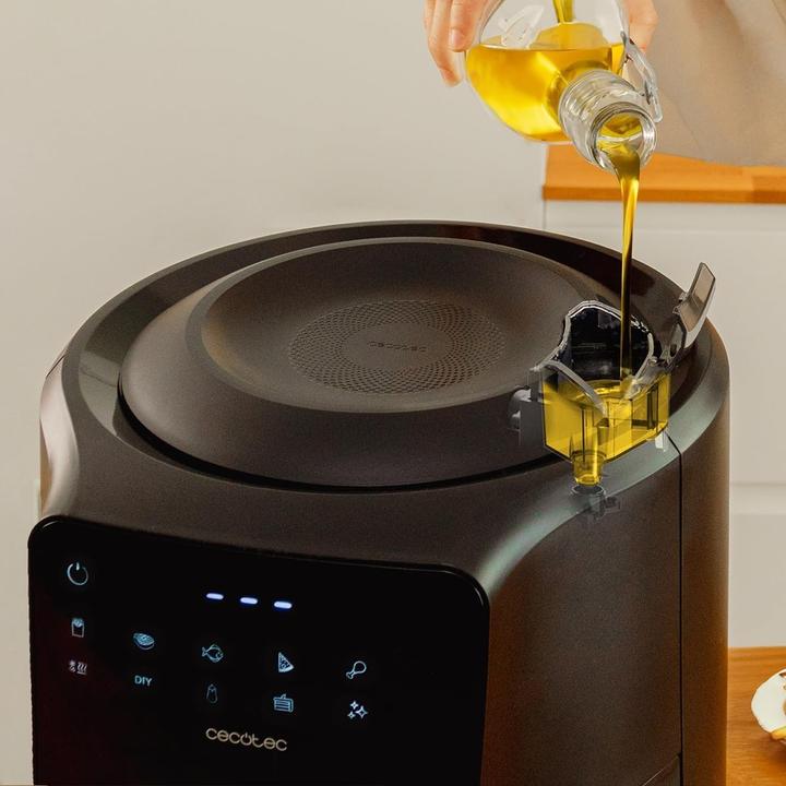 Immagine prodotto Cecotec Friggitrice ad aria senza olio con spruzzo automatico, controllo touchscreen, autopulizia, 8 menu
