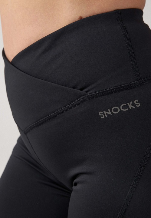 Actual product image Snocks Women's V Cross cycling shorts (S)