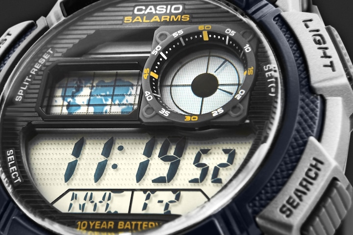 Produktbild Casio Mod. WORLD TIME ILLUMINATOR - 5 Alarms, 10 Year battery (Sportuhr, 43 mm)