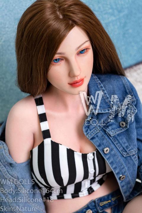 perfect sex doll What Is an NPC Girl? How Pinkydoll Kickstarted a TikTok Live Trend main image 1