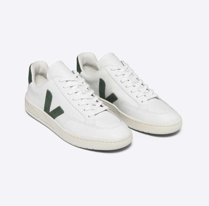 Actual product image Veja V-12 (43)