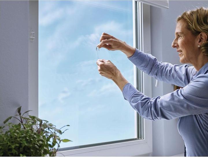 Produktbild tesa Klebehaken für Glas, 0,2kg Halteleistung, spurlos ablösbar & wiederverwandbar, 5 Haken