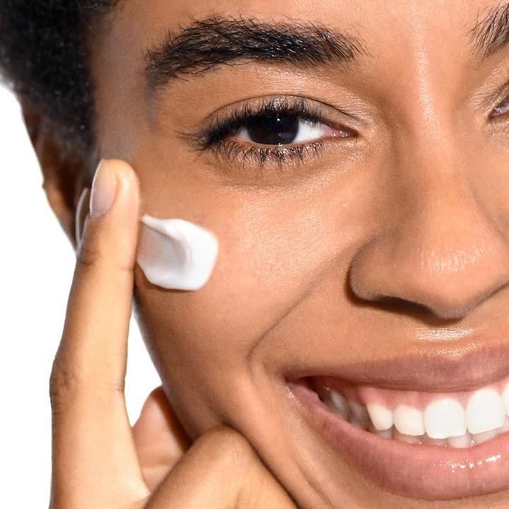 Actual product image Veralab Zero Smog Light Moisturizing And Protective Face Cream (50 ml, Day cream)