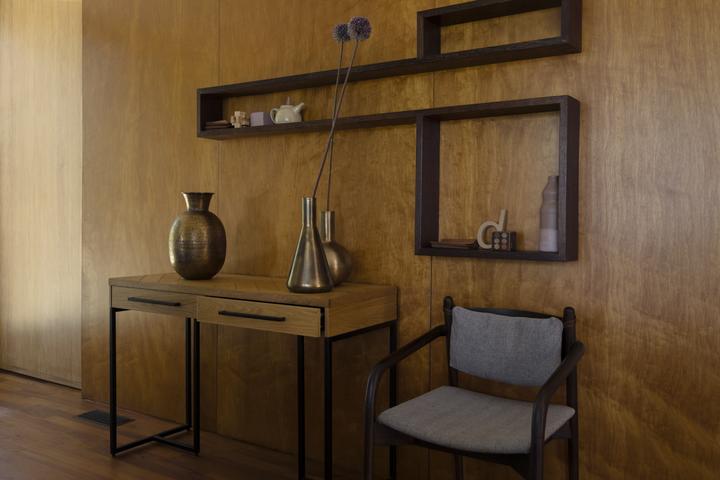 Produktbild Dutchbone Table (45 x 120 x 78 cm)
