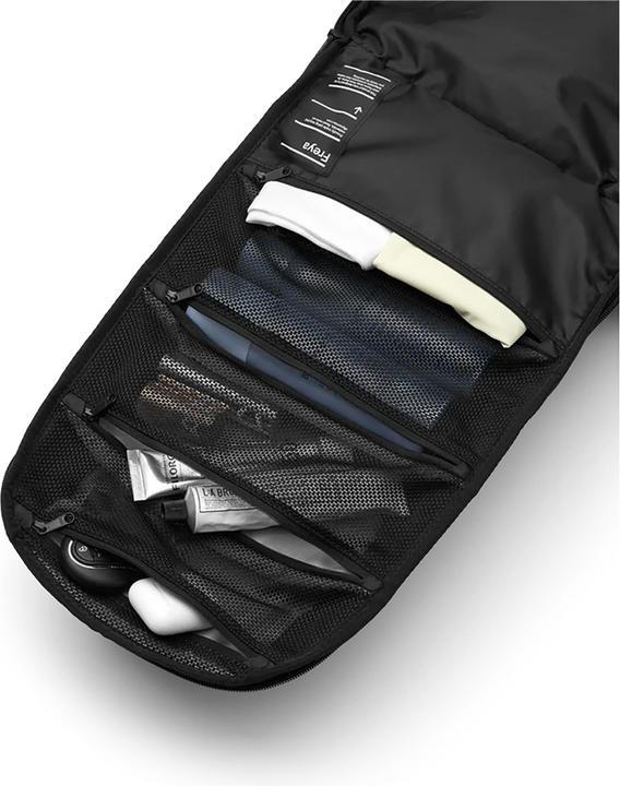 Actual product image D_b_ The Makeløs 22L Black Out (22 l)