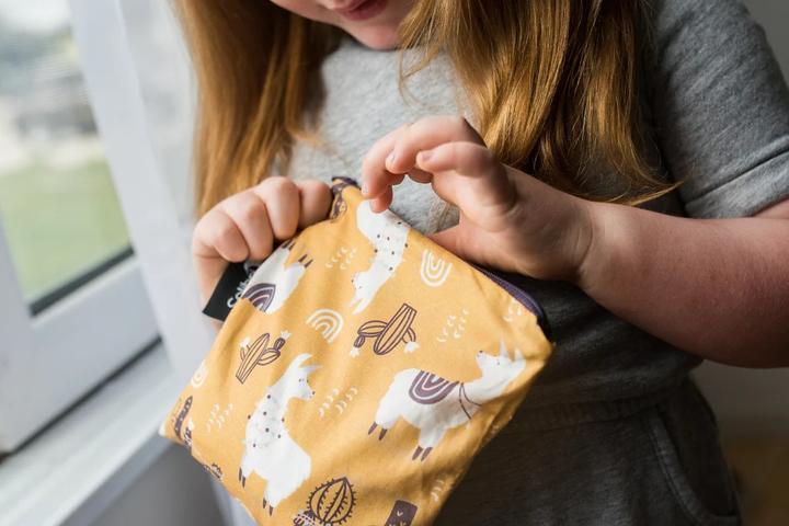 Actual product image Colibri Reusable Snack Bag large, llama