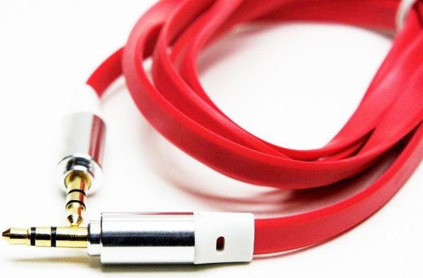 Produktbild Hermex 3.5mm Audio AUX Klinke Stereo mit flachen Kabel (1.20 m, AUX Kabel)