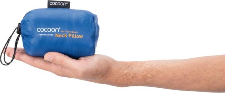 Produktbild Cocoon U Shaped Down Neck Pillow true blue/grey (Kopf- & Nackenkissen)