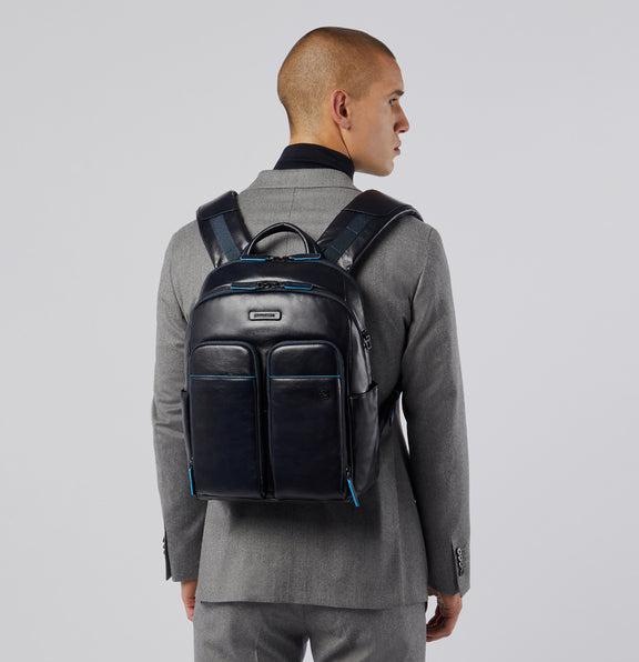 Produktbild Piquadro Blue Square - Laptoprucksack mit iPad®-Fach, RFID-Blocker (14 l)