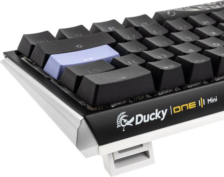 Immagine prodotto Ducky Mini tastiera da gioco One 3 Classic bianca/nera, LED RGB - MX-Silent-Red (USA) (USA, Cablato)
