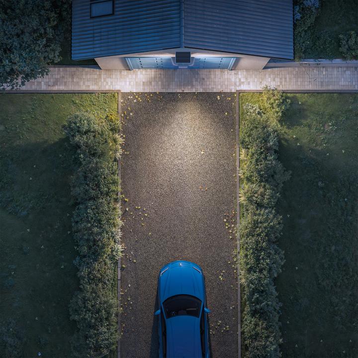 Actual product image Philips Outdoor Ultra-Efficient Solar Zyren (4000 lm, IP65)