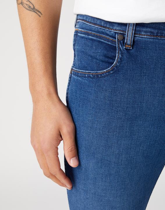 Actual product image Wrangler Greensboro medium stretch jeans (W31/L34)