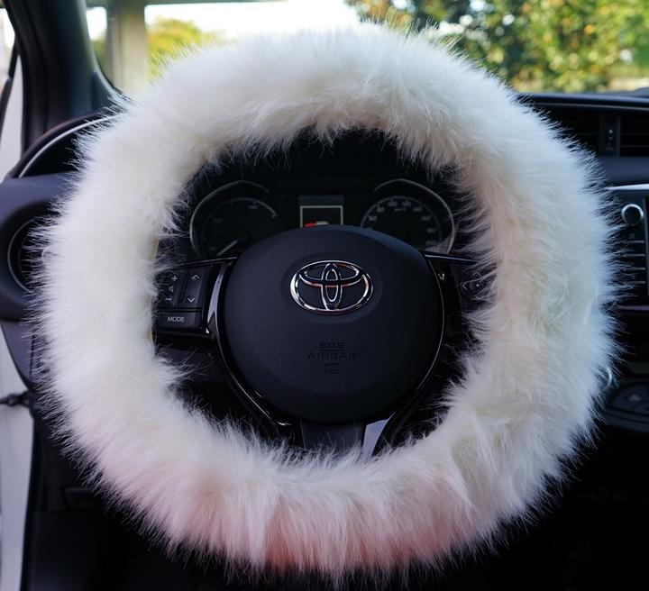 Produktbild Simoni Racing Lenkrad Ãoeberzug Fluffy Fur