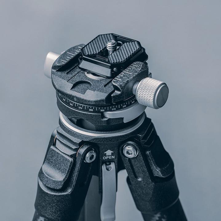 Immagine prodotto Ulanzi F38-2268 (Piastra a sgancio rapido per treppiede)