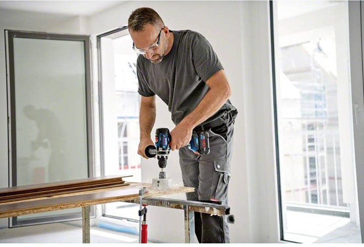 Produktbild Bosch Professional GSR 18V-150 C (Akkubetrieb)