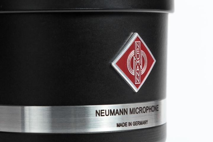 Actual product image Neumann Brilliant Évidemment 04 Nude rose