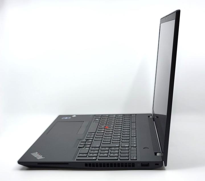 Produktbild Gisler Systems ThinkPad T16 G1 Touch (16 GB, 16", 512 GB, CH, B / Sehr gut)
