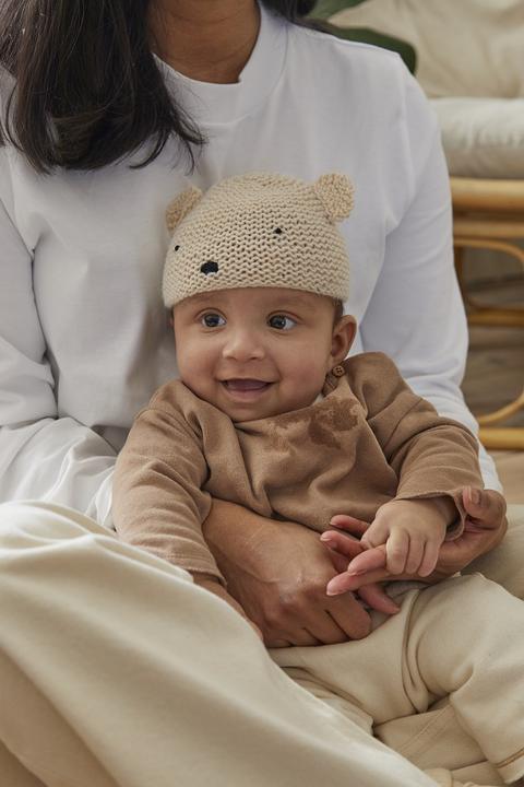 Actual product image DMC Gift of Stitch knitting set teddy hat & shoes