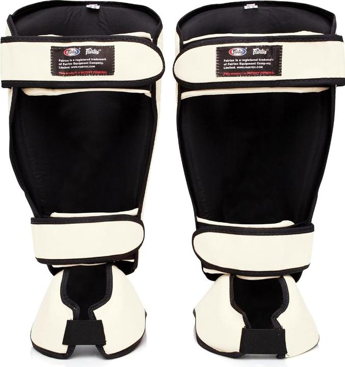 Actual product image Fairtex Shin guards SP7 Twister Detachable (L)