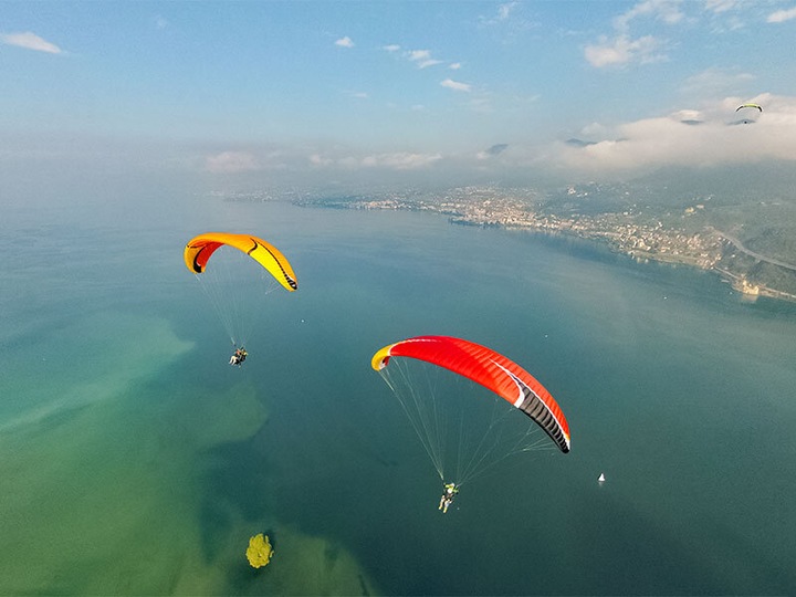 Actual product image Smartbox An incredible tandem paragliding flight over Lake Geneva and the Swiss Alps (1 pers.)