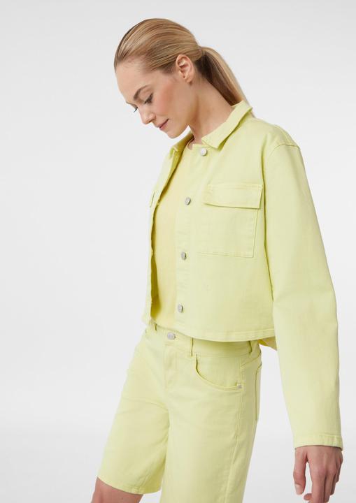 Produktbild Comma Indoor-Jacke Kurze Jeansjacke mit Garment Dye und aufgesetzten Brusttaschen (42)